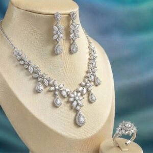 Pearl Dewdrop Diamond Suite